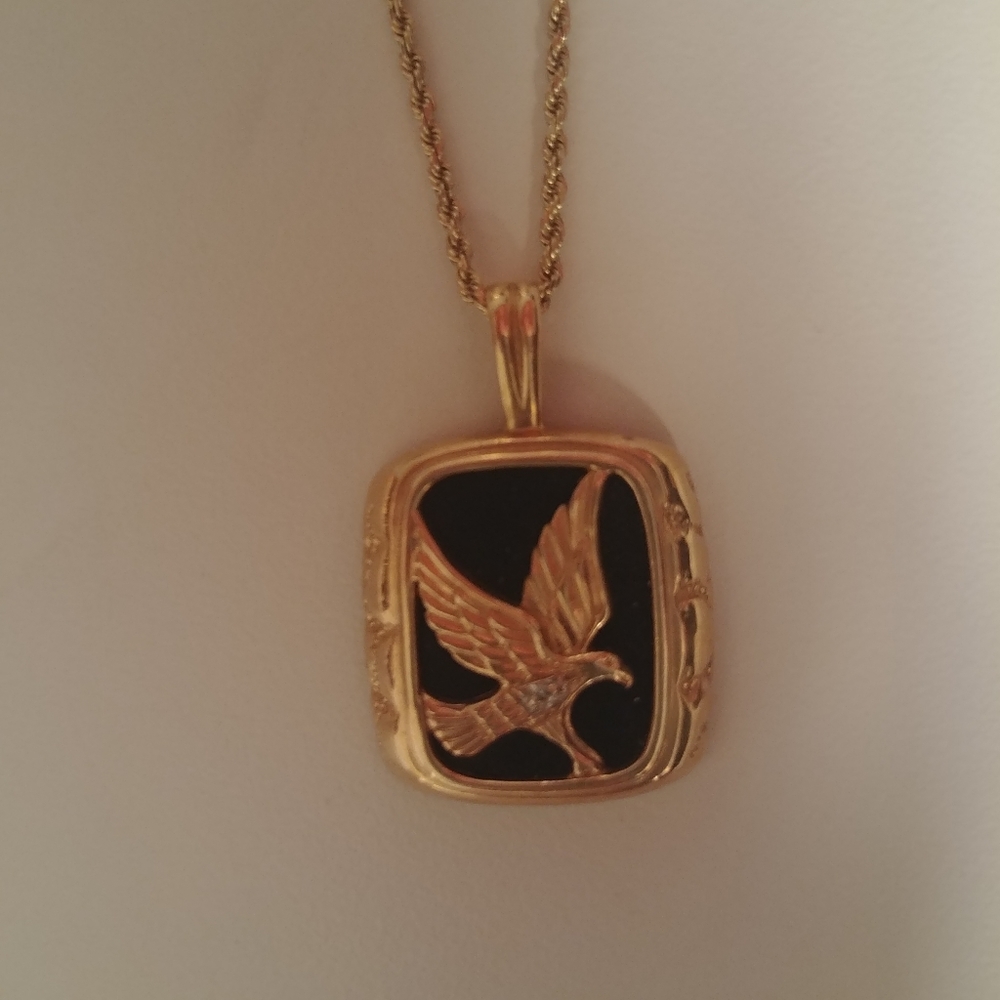 10k Eagle Pendant